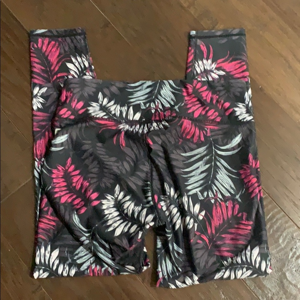 Fabletics Leggings - Picture 4 of 5